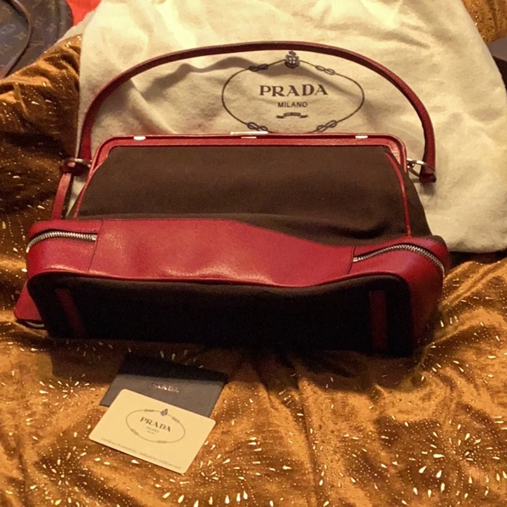 Prada Canada Cerniera doctor bag